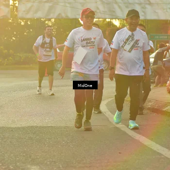 Runner Photo 7716188