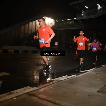 Runner Photo 7716207