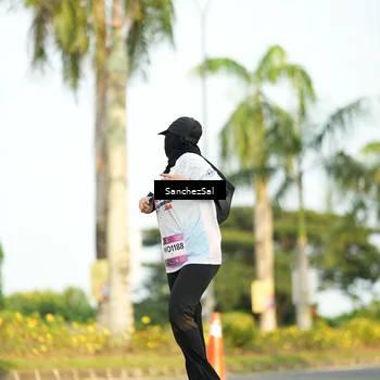 Runner Photo 7716220