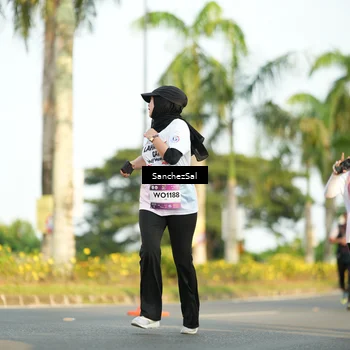 Runner Photo 7716222