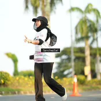 Runner Photo 7716224