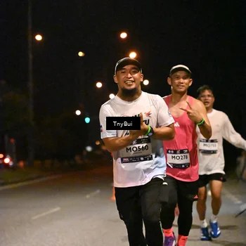 Runner Photo 7716241