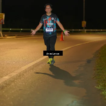 Runner Photo 7716272