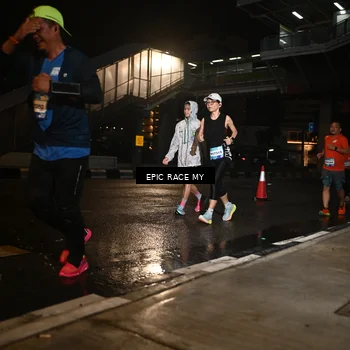 Runner Photo 7716281