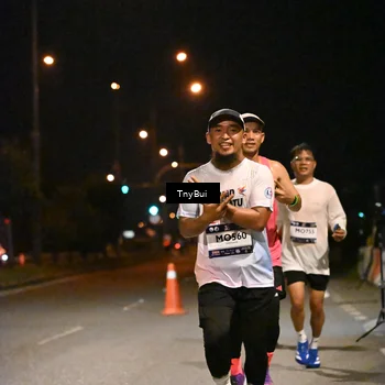 Runner Photo 7716283