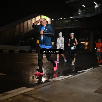 Runner Photo 7716284