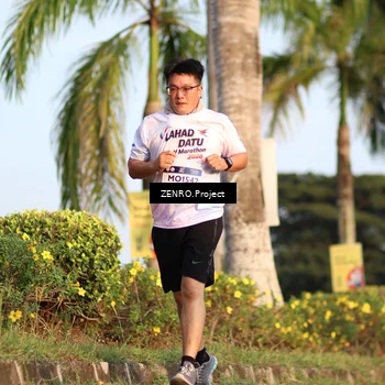 Runner Photo 7716286