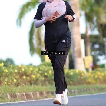 Runner Photo 7716308