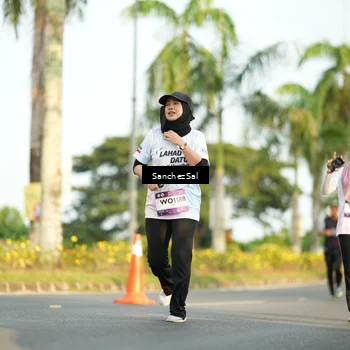 Runner Photo 7716314
