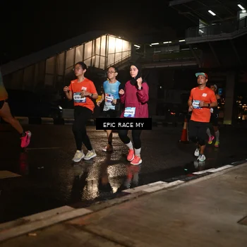 Runner Photo 7716336