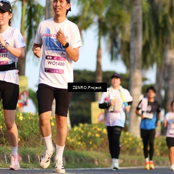 Runner Photo 7716337