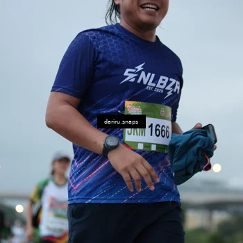 Runner Photo 7716339