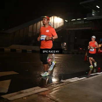 Runner Photo 7716355