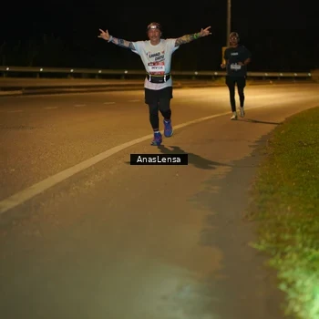 Runner Photo 7716364