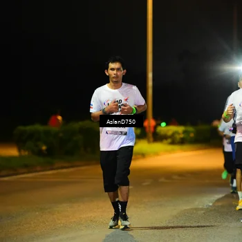 Runner Photo 7716375
