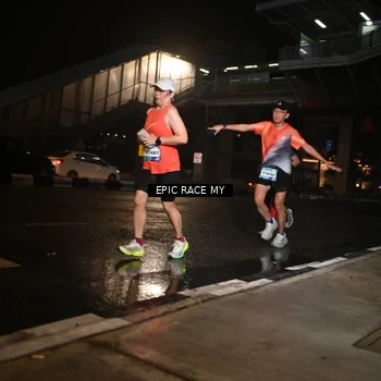 Runner Photo 7716377