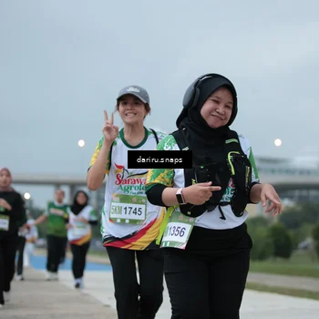 Runner Photo 7716383