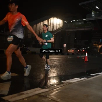 Runner Photo 7716386
