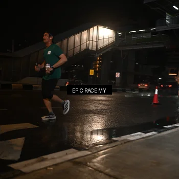 Runner Photo 7716398