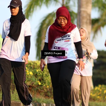 Runner Photo 7716416