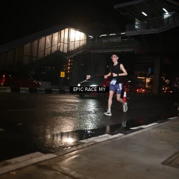 Runner Photo 7716419