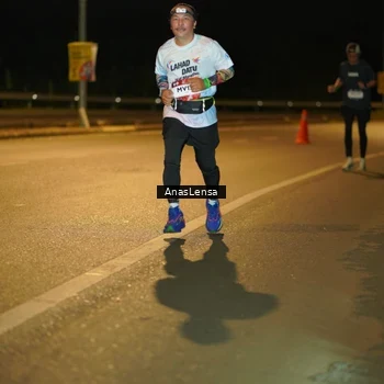 Runner Photo 7716420