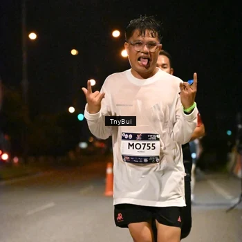 Runner Photo 7716423
