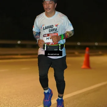 Runner Photo 7716444