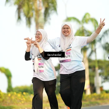 Runner Photo 7716478