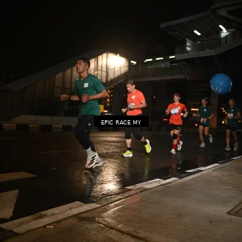 Runner Photo 7716481