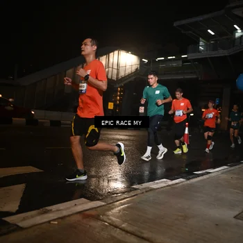 Runner Photo 7716485