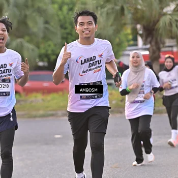 Runner Photo 7716488