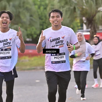 Runner Photo 7716498