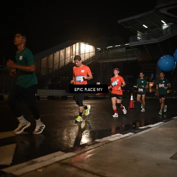 Runner Photo 7716506