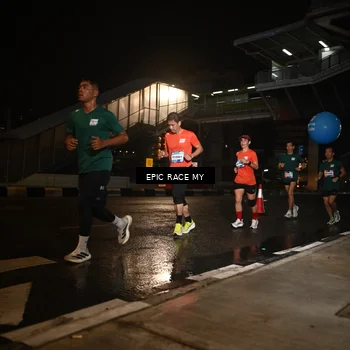 Runner Photo 7716515