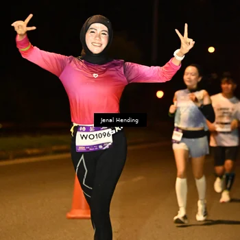 Runner Photo 7716540