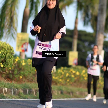 Runner Photo 7716543
