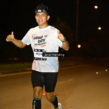 Runner Photo 7716552