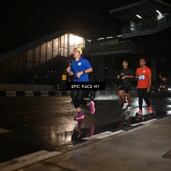 Runner Photo 7716554