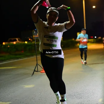 Runner Photo 7716566