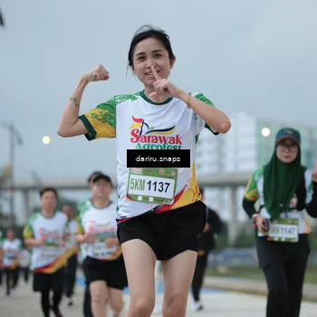 Runner Photo 7716586