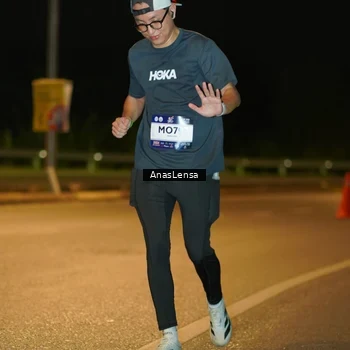Runner Photo 7716589