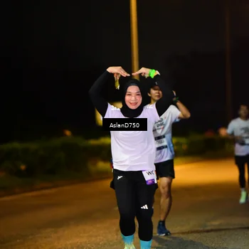 Runner Photo 7716607