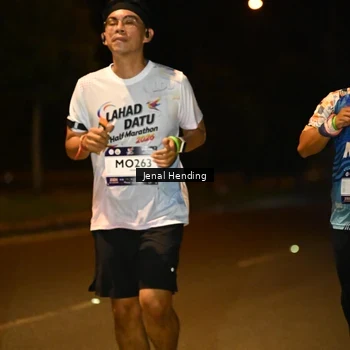 Runner Photo 7716609