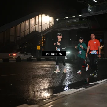 Runner Photo 7716612
