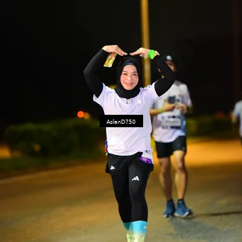Runner Photo 7716625