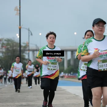 Runner Photo 7716632