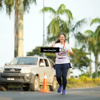 Runner Photo 7716637