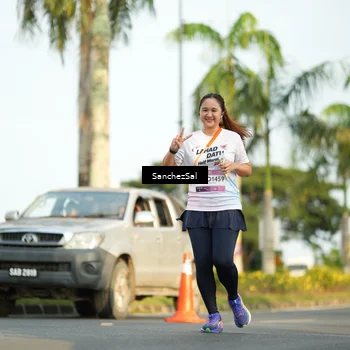 Runner Photo 7716641
