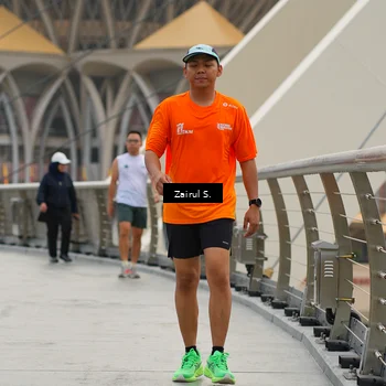 Runner Photo 7716657